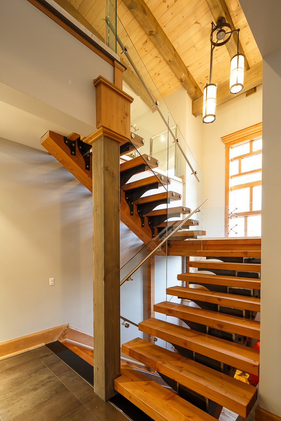 деревянная лестница фото деревянная лестница фото
