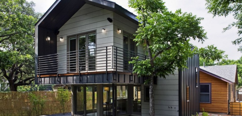 Дом в двух стилях