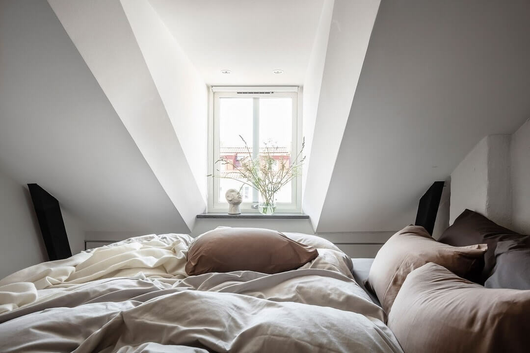 спальни на мансардном этаже спальни на мансардном этаже